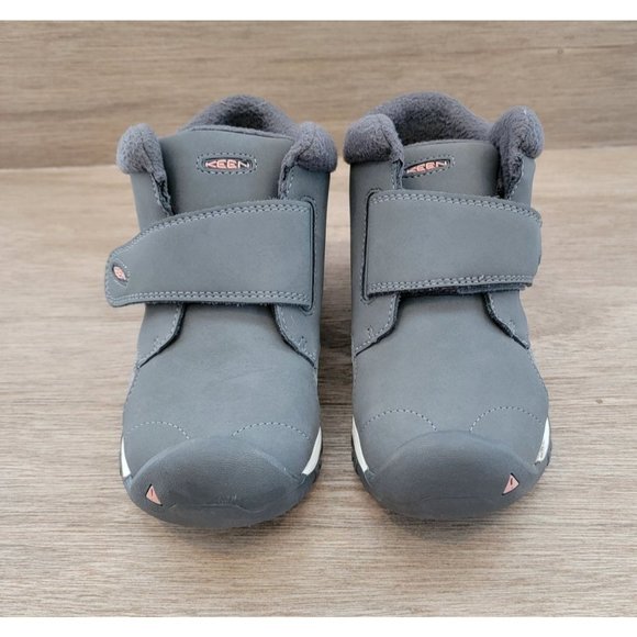 Keen toddler size 11 snow boot - Picture 9 of 9